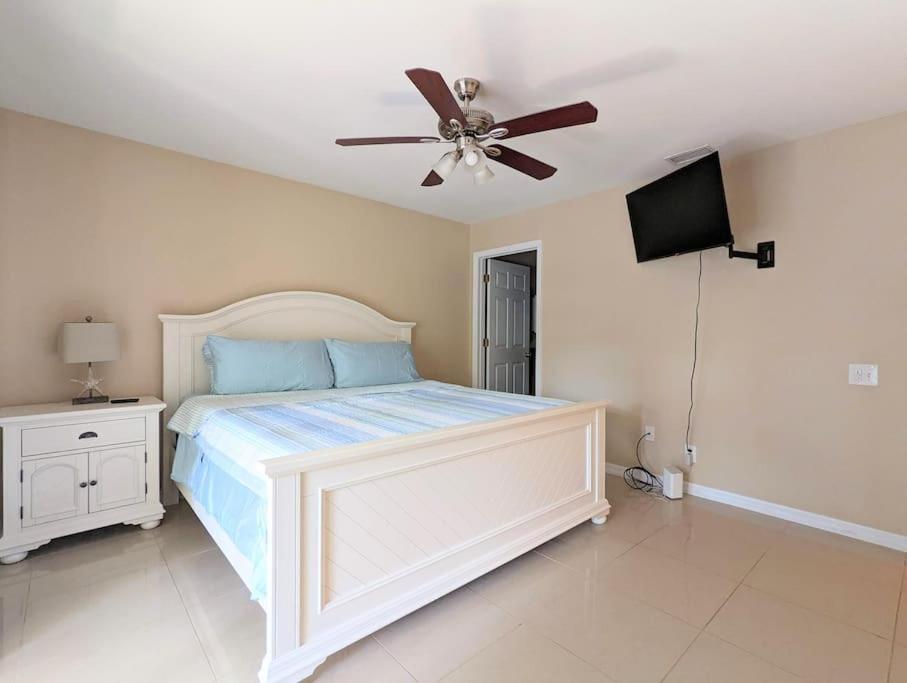 3Bed & 2Bath Property Couple Minutes From Siesta Key Beach & Downtown סרסוטה מראה חיצוני תמונה